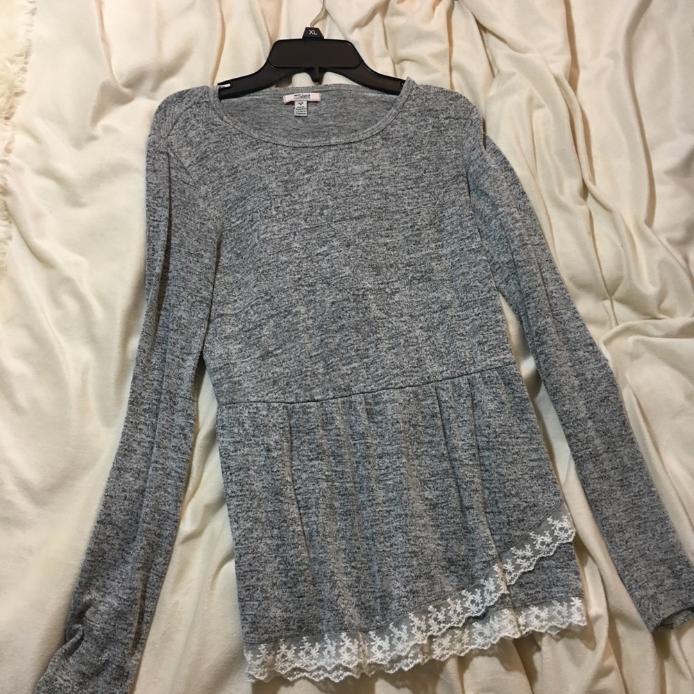 Flowy Grey Long sleeved Shirt